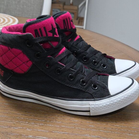 Converses CTAS Brea, Black/pink Quilted High Tops 8W/6Kids - Picture 1 of 10